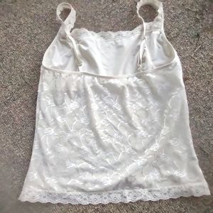 Vassarett VTG lace top large 40